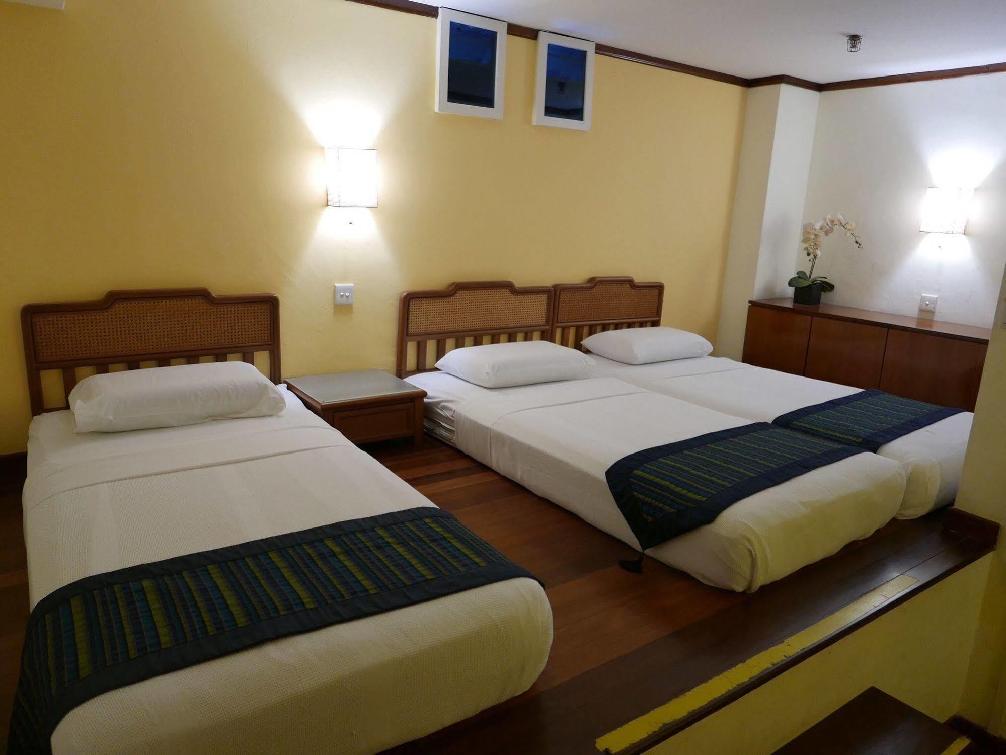 Perak 3* Singapura